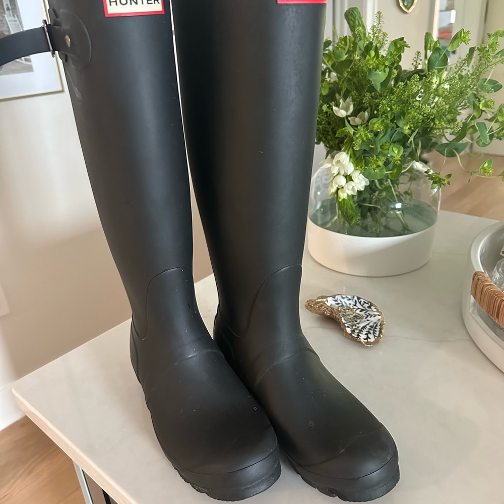Hunter Black Tall Rain Boots